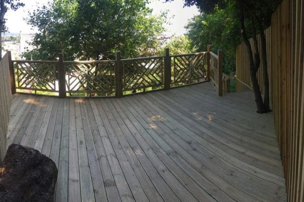 Decking - Composite, Hardwood & Softwood